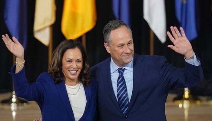 Man of US vice president evacuated after bomb threat