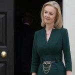 British Foreign Secretary in Russia with warning