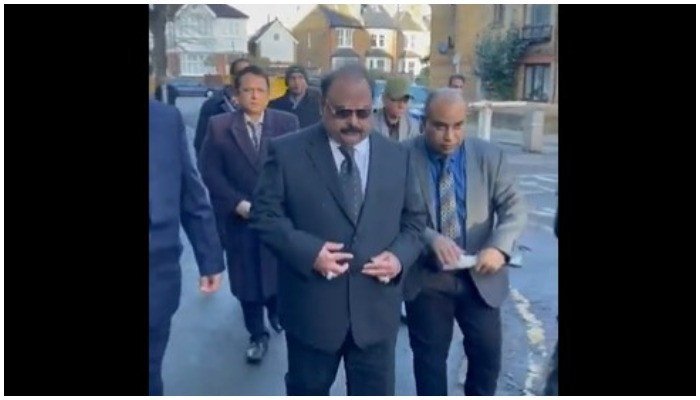 Jury withdraws from Altaf Hussain’s terrorism trial to rule