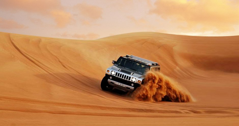 Morning Desert Safari in a 4×4 Hummer