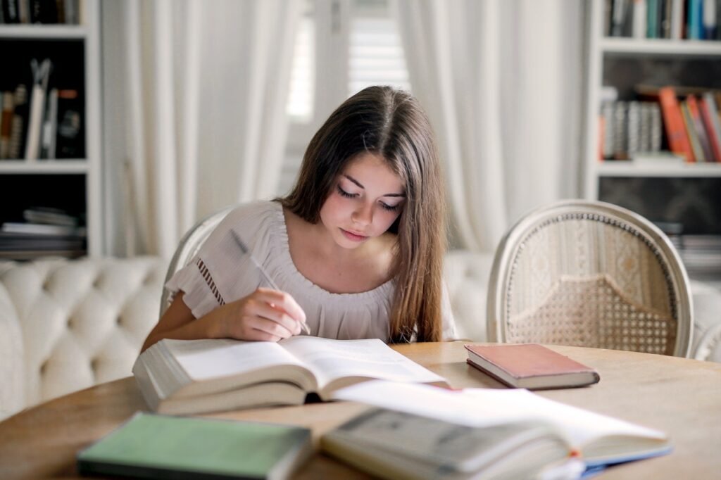 How Online A-Level Physics Tutors Can Help With Revision