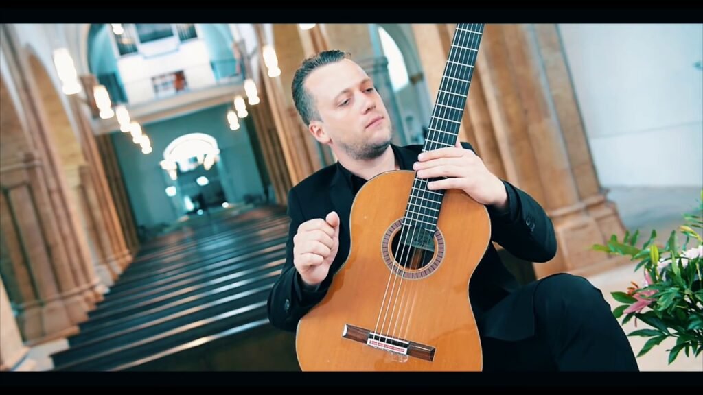 Best classical guitar music