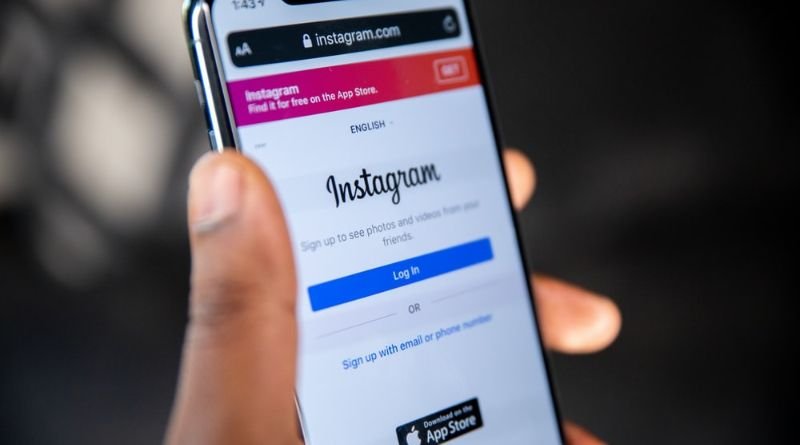 How can I open an Instagram account?