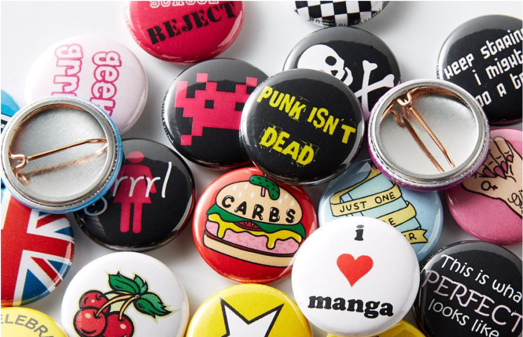 How to make custom button pins that are both fashionable and stylish.