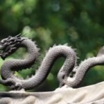 What to keep in mind when selecting a dragon statue