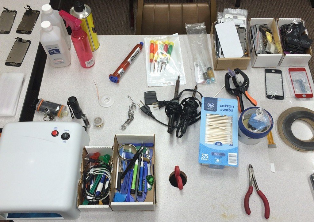 Should I Replace My Phone or Take it to a Cell Phone Repair Store in Idaho?