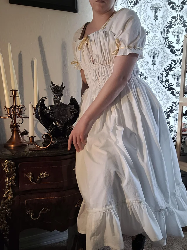 How to Make a Chemise in a Weekend