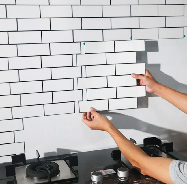 Everything You Need to Know About Self Stick Backsplashes