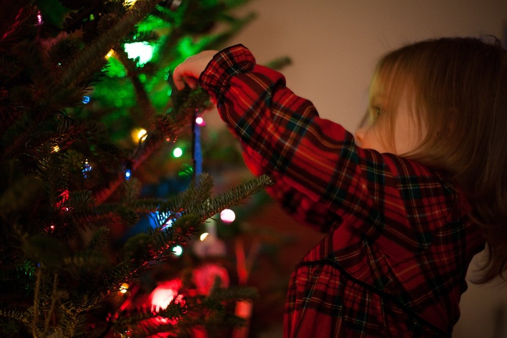 How to Create a Better Christmas Experience for Your Kids