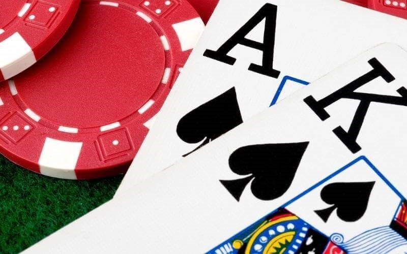 How to Earn Money Playing Poker: A Beginner’s Guide