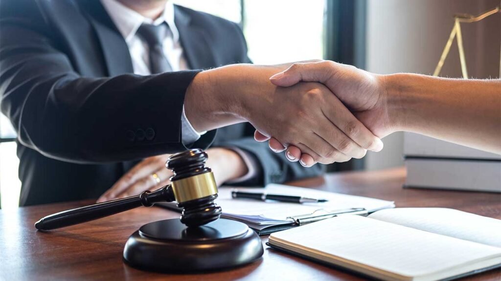personal injury lawyer