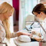 Press on nails