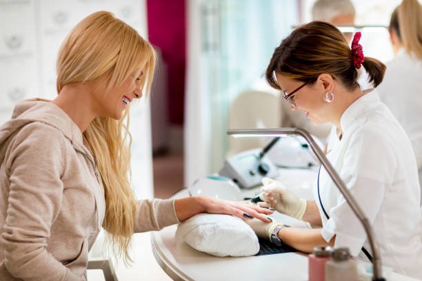 Press on nails
