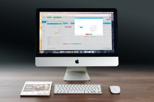<strong>Is an Apple laptop a good product for use?</strong>