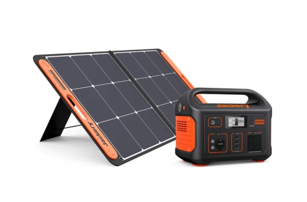 Going Green with Jackery: The Benefits of Solar Powered Generator